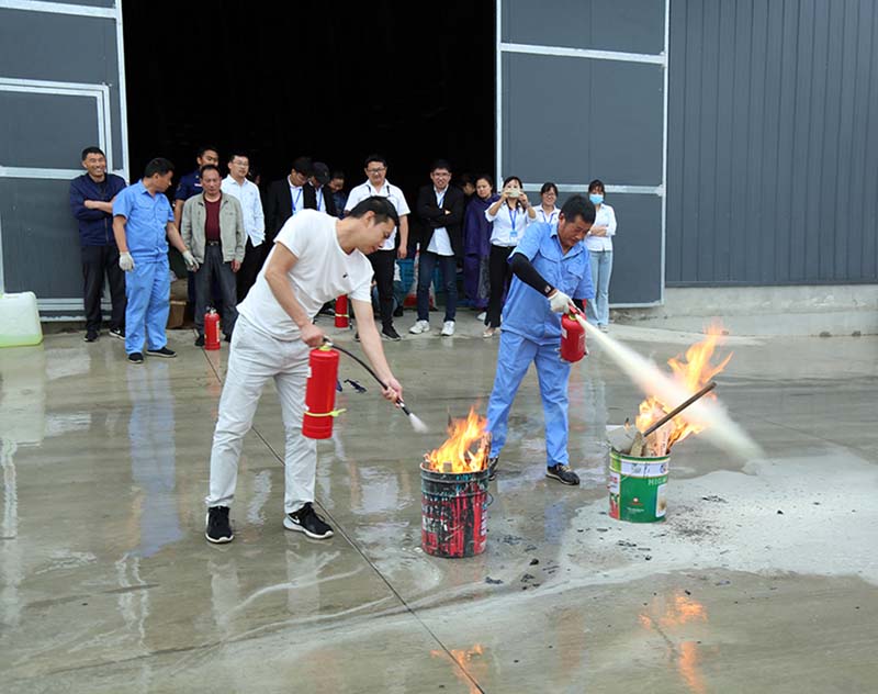 迈德普斯举办消防培训及演练