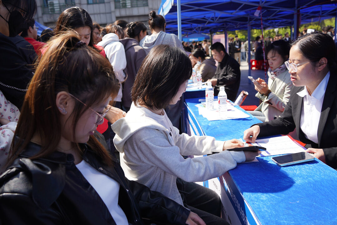 “市委书记进高校”——张祥安向广大青年学子发出人才邀约